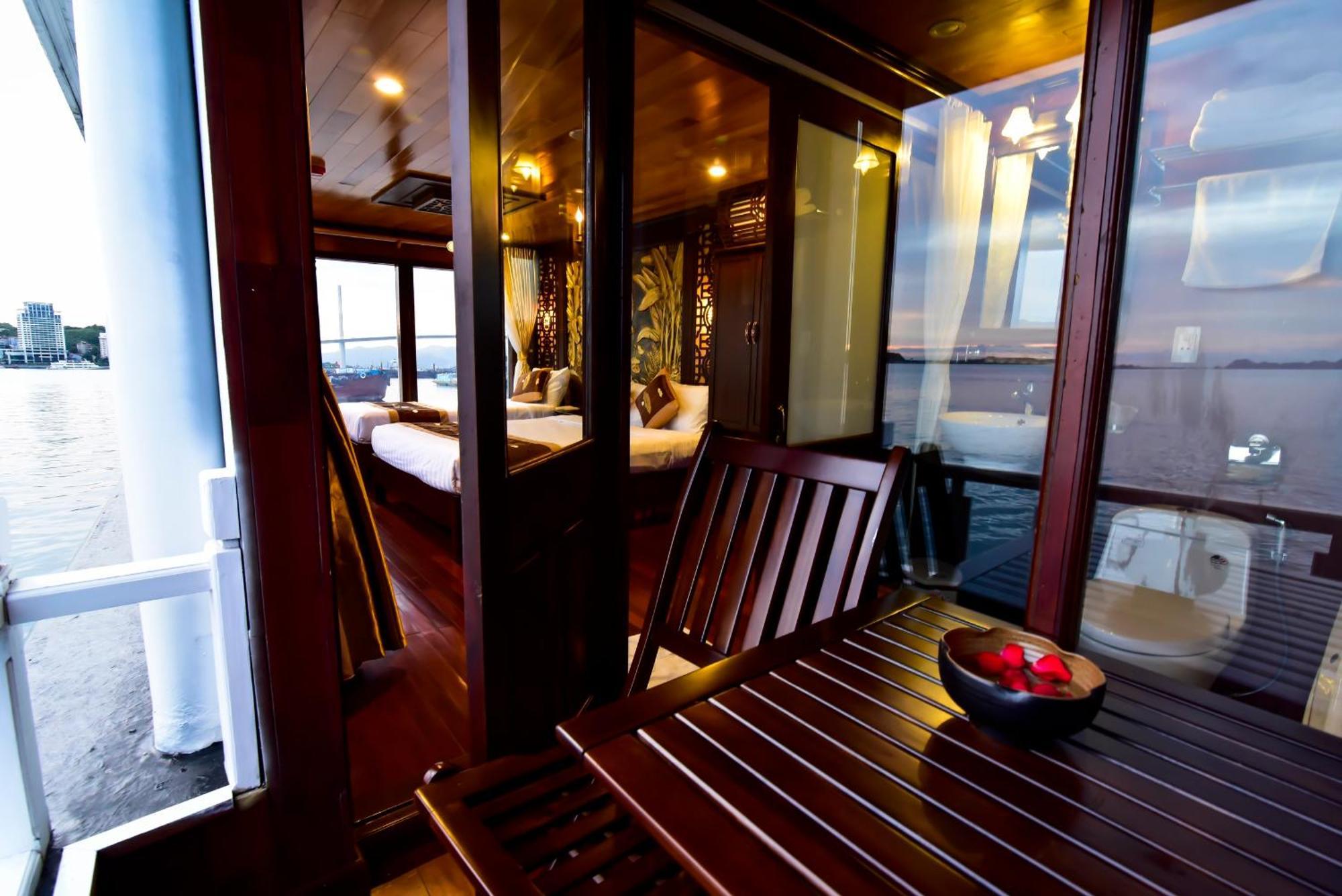 Hotel Renea Cruises Halong Ha Long Exterior foto