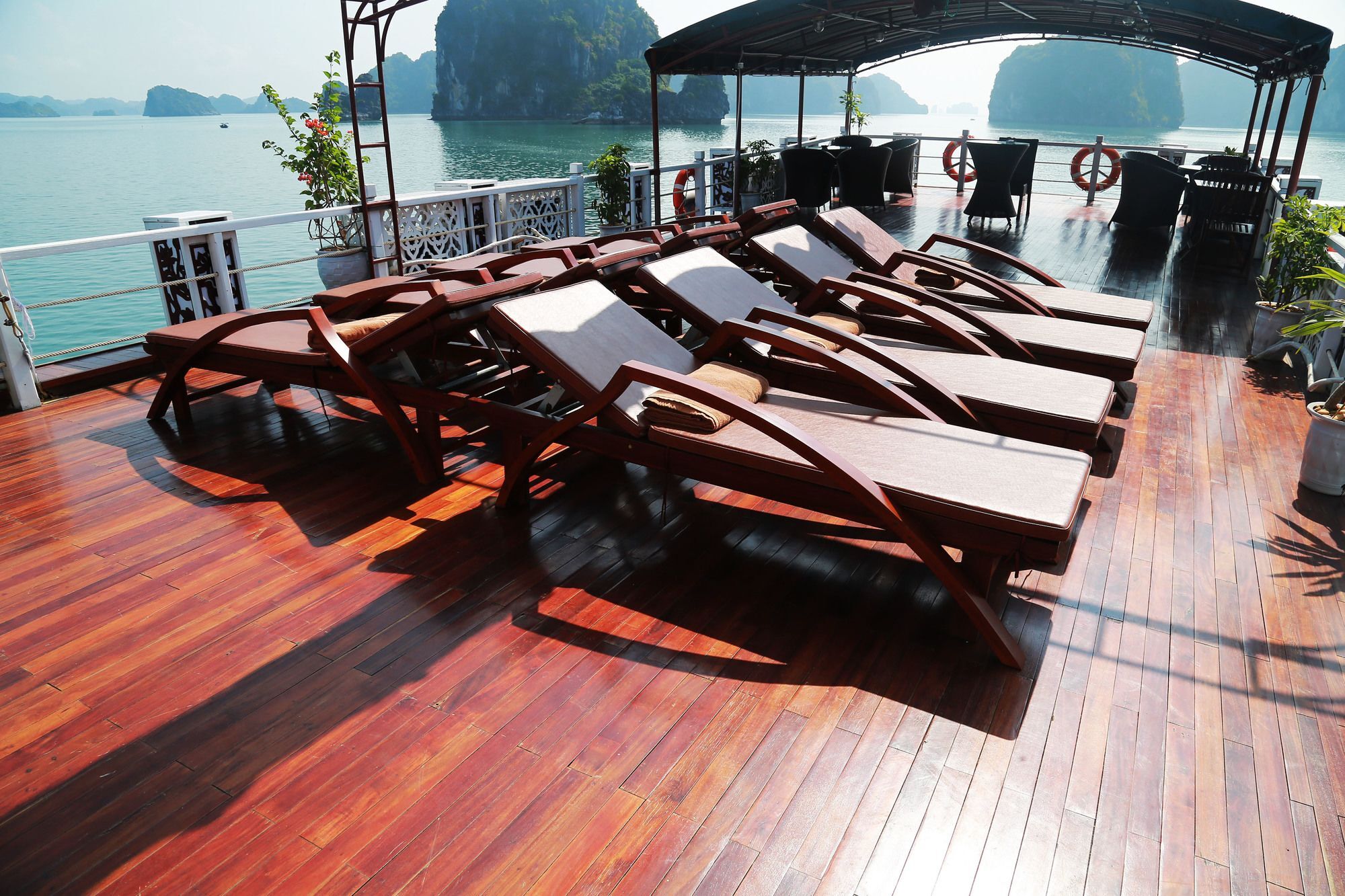 Hotel Renea Cruises Halong Ha Long Exterior foto