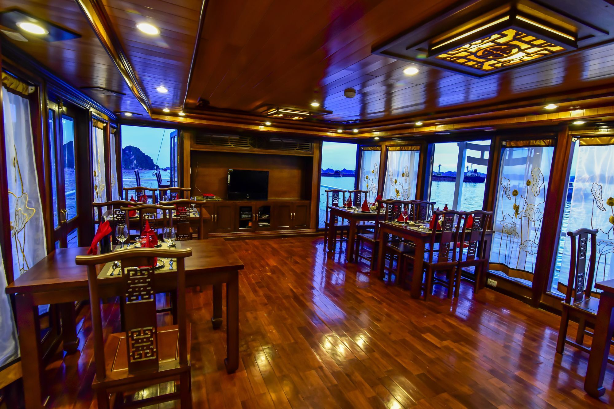 Hotel Renea Cruises Halong Ha Long Exterior foto